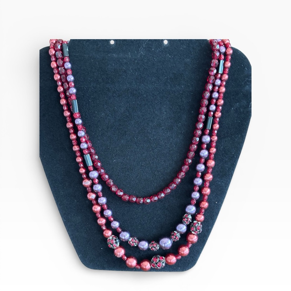 Chicco’s  Elegant Multicolor Beaded Necklace